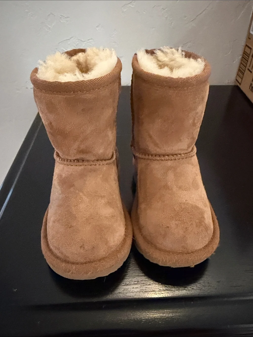 UGG Short Suede Boots in Chestnut Brown toddler 6T